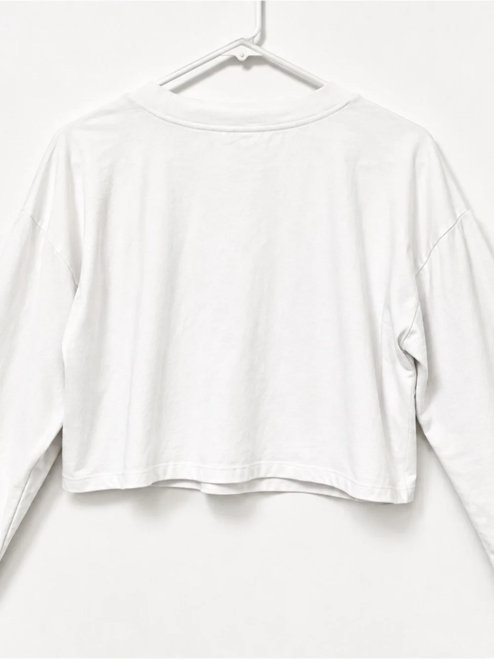 MICHAEL Michael Kors Cropped Sweatshirt L White Metallic Silver MK Logo